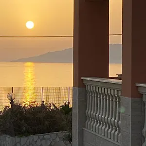  Bed & Breakfast Carrubella Santa Zita